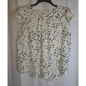 Umgee USA Women's Blouse Size Medium White Abstract Print Short Sleeve